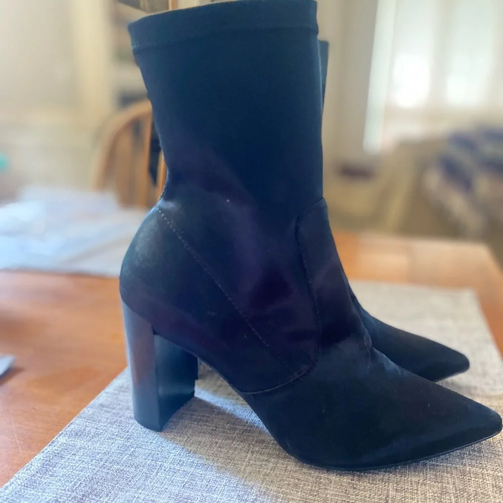 Chinese Laundry boots - Picture 1 of 3